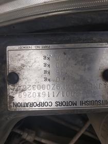 MITSUBISHI Grandis