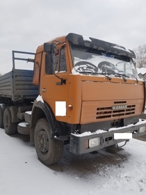 КАМАЗ грузовой тягач седельный 54105