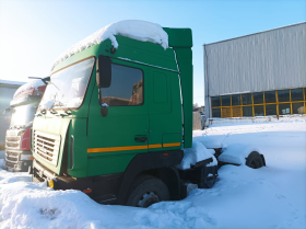 МАЗ 5440В9-1470-031 грузовой тягач седельный