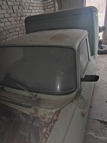 Автомобиль ИЖ 2715-011