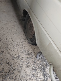 Автомобиль ИЖ 2715-011