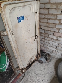 Автомобиль ИЖ 2715-011