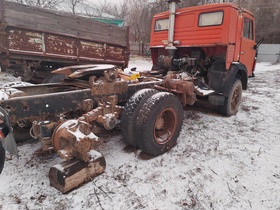 Грузовой седельный тягач КАМАЗ 5410