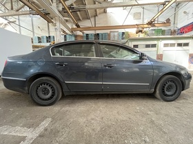 Легковой автомобиль VOLKSWAGEN PASSAT, цвет кузова серо-синий,