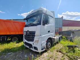 Грузовой тягач седельный MERCEDES-BENZ ACTROS 1841 LS