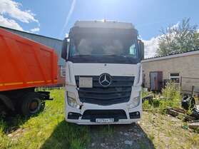 Грузовой тягач седельный MERCEDES-BENZ ACTROS 1841 LS