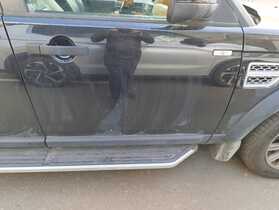 Автомобиль Land Rover Discovery 4