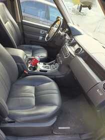 Автомобиль Land Rover Discovery 4