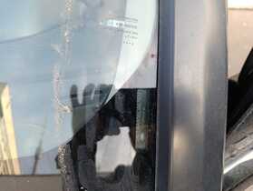 Автомобиль Land Rover Discovery 4